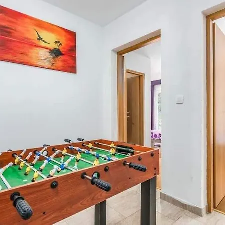 Ferienhaus Dina Šumber